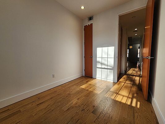 3rd image of 582 Bushwick Ave #2R