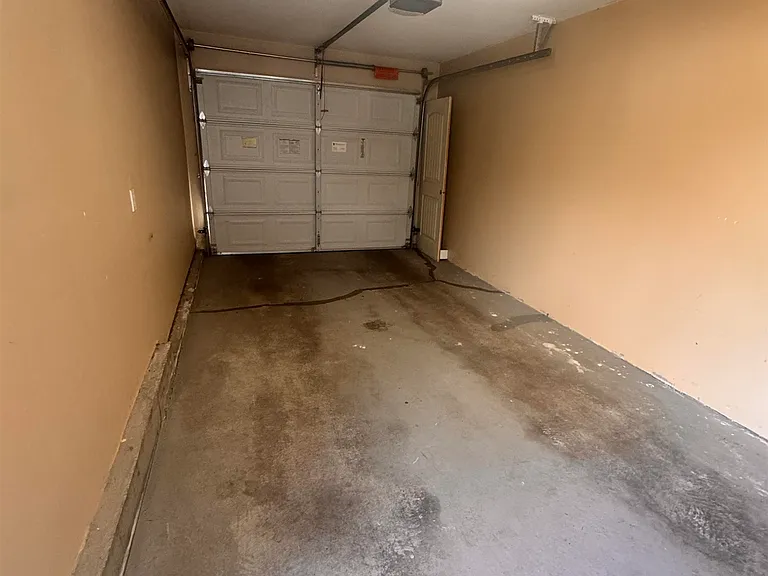 722 W 68th Ave — Photo 16