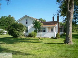 3827 E Vermontville Hwy, Potterville, MI 48876
