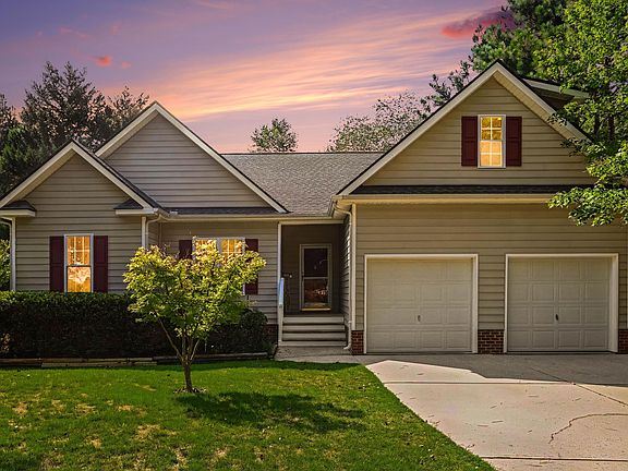 2nd image of 301 Averroe Dr