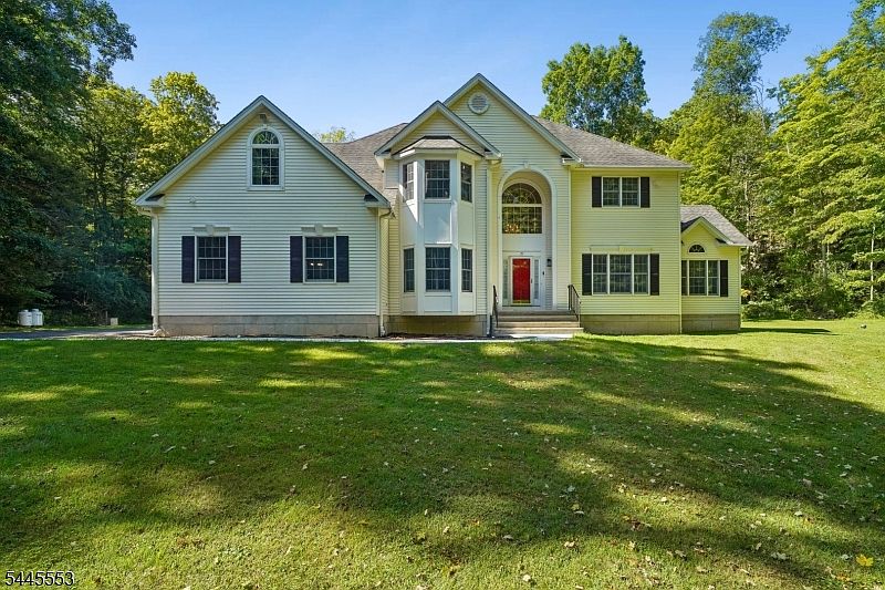 1st image of 21 Misty Ln