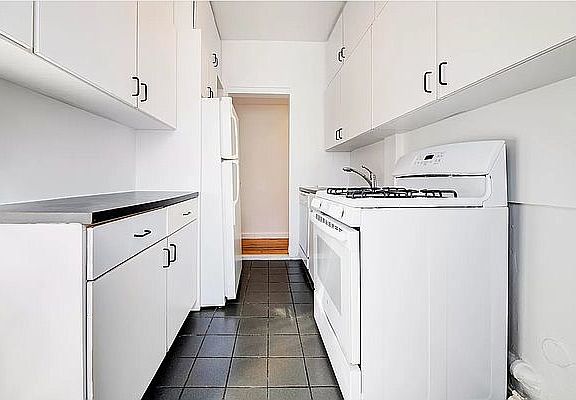 2nd image of 103 Avenue A #5F