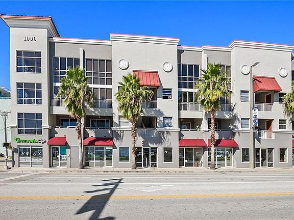 3rd image of 1002 Channelside Dr #3A