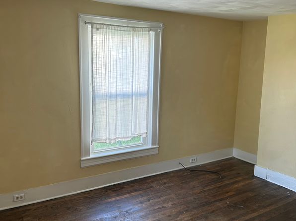 31 Gilmer Ave NE