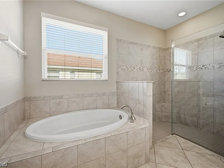 13390 Seaside Harbour Dr — Photo 24