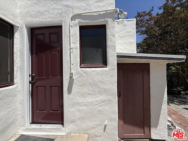92 S Sunnyslope Ave — Photo 8