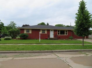 1817 W Grant St, Appleton, WI 54914