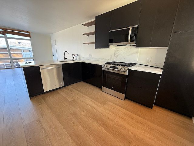 Brand New Kitchen and upstairs living area