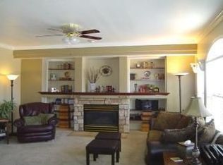 7068 Devinney Ct, Arvada, CO 80004