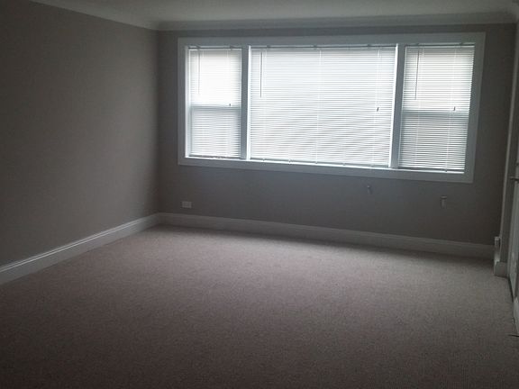 3rd image of 11618 S Artesian Ave