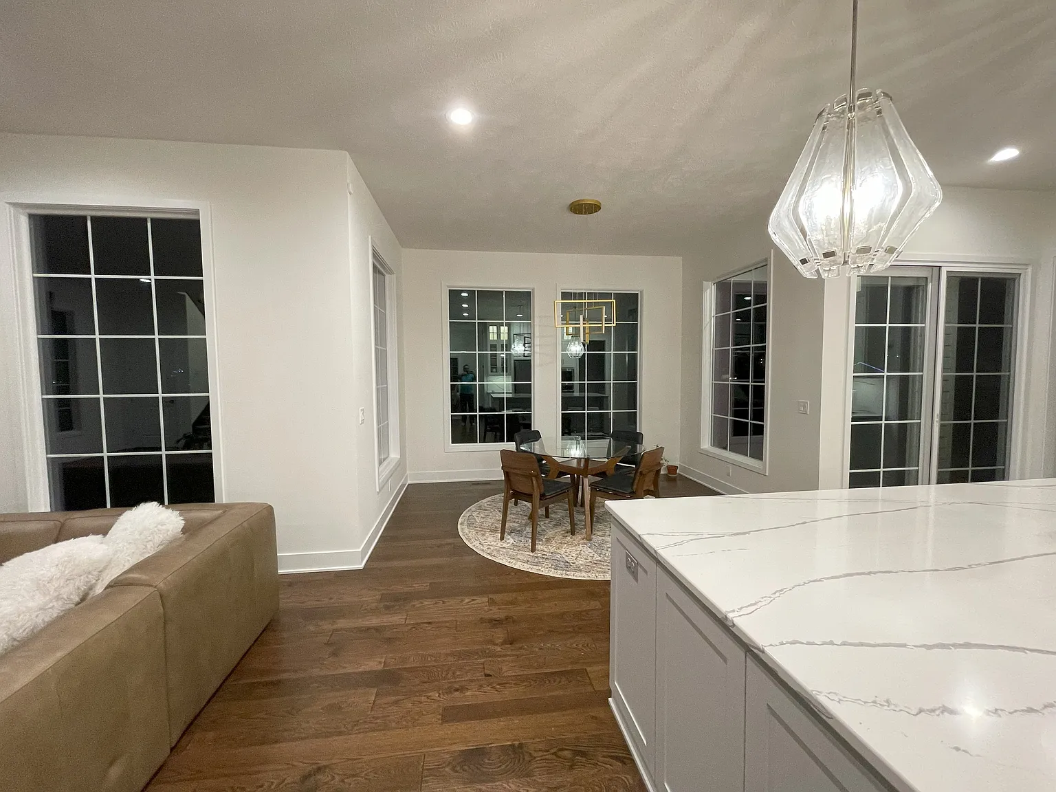 5 bed, 3.5 bath, 3149 sqft, $6,000 — Photo 4