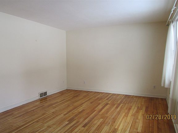 2nd image of 4 Jane Dr