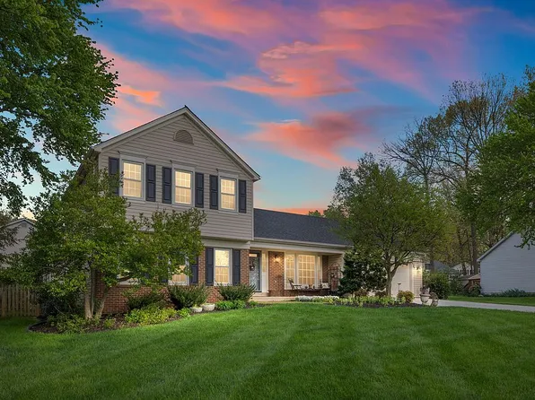 2573 Huntington Dr, Herndon, VA 20171