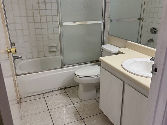 3rd image of 3924 Aquamarine Way Unit 83
