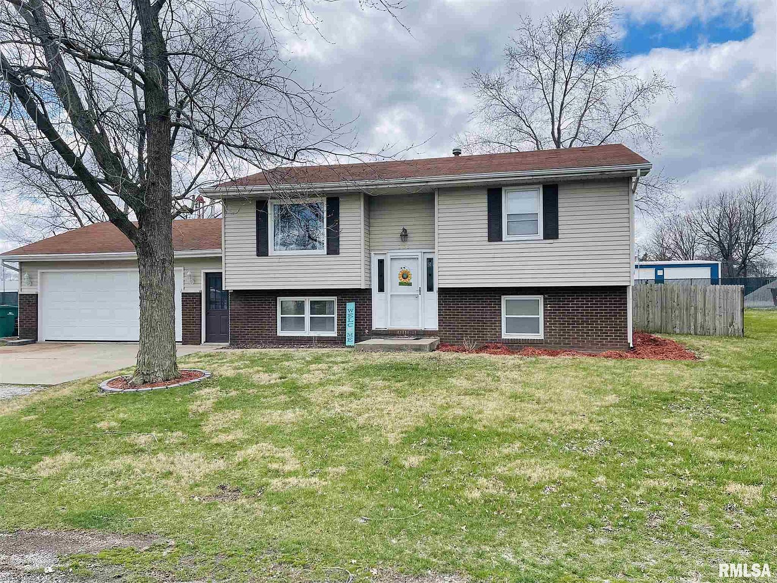 303 Grand Ave, Kincaid, IL 62540 Zillow