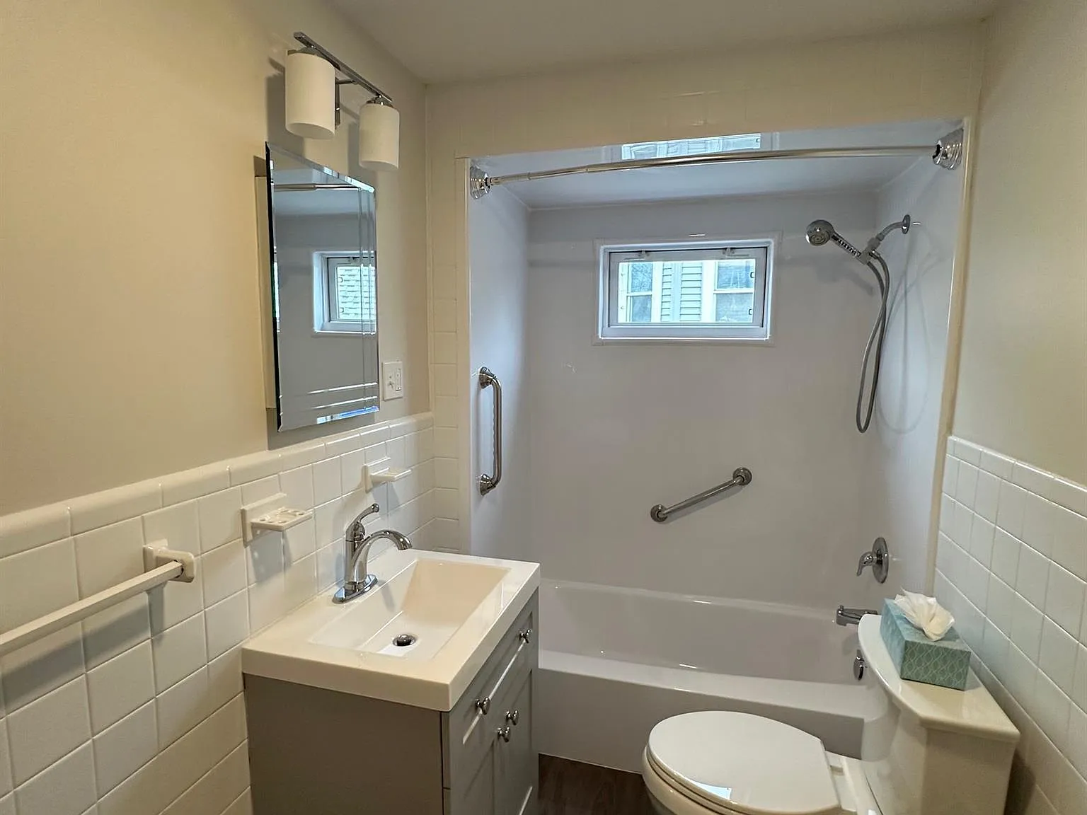 2 bed, 800 sqft, $3,200 — Photo 3