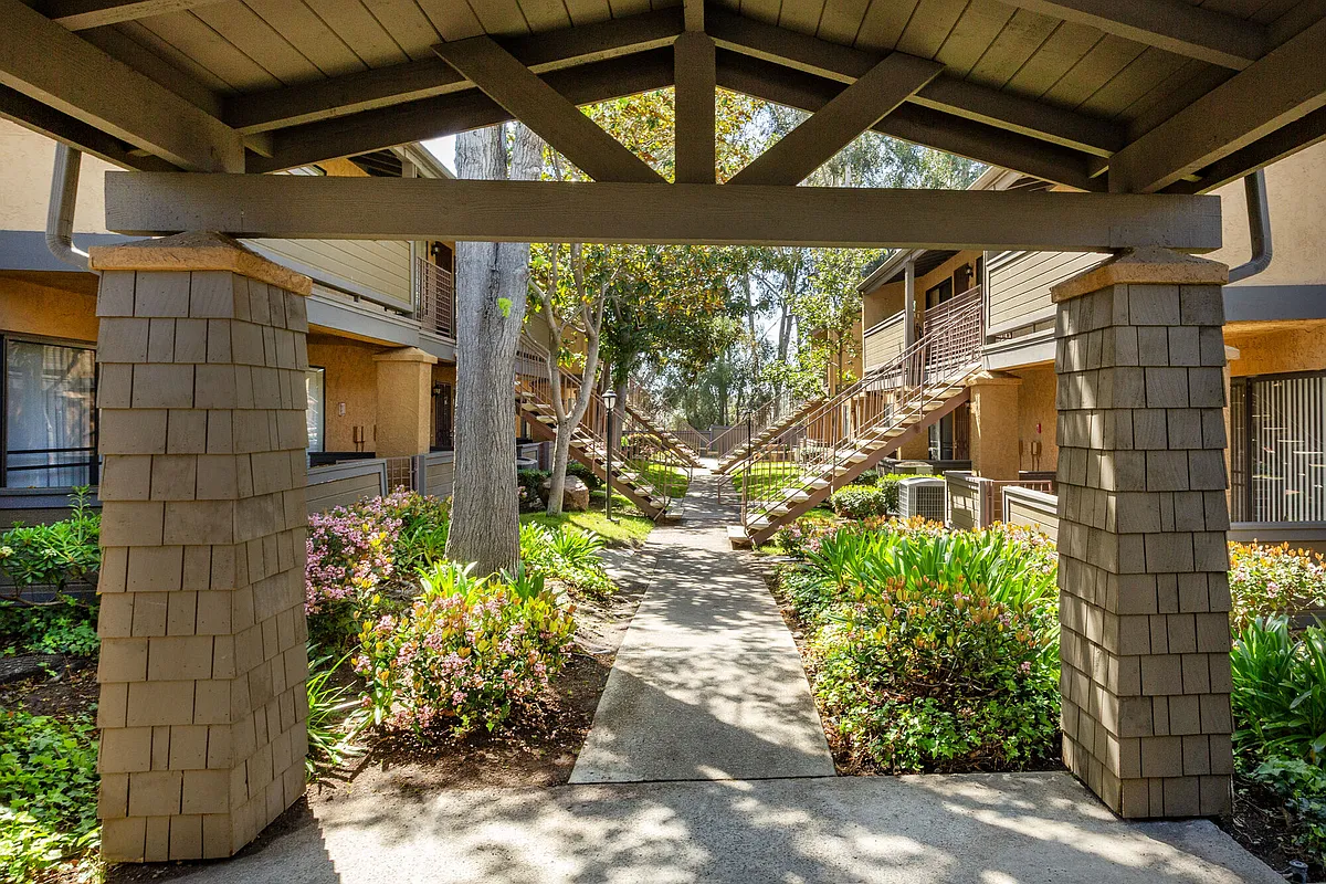 Building Photo - Elan Scripps Terrace