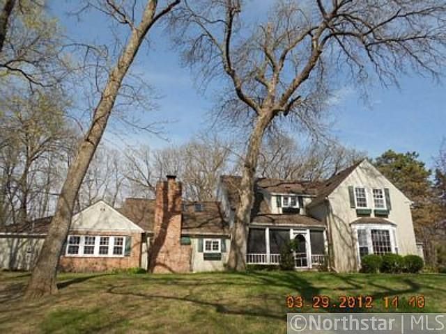 1st image of 2929 Oak Lea Dr