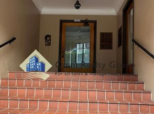 2486 NW Westover Rd APT 304, Portland, OR 97210