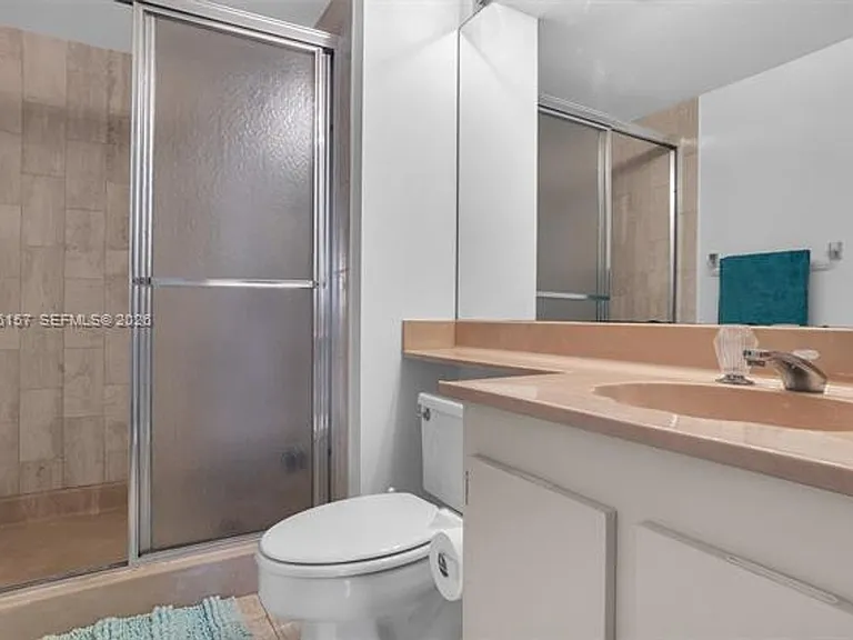 1717 N Bayshore Dr #CU-A-3332 — Photo 15