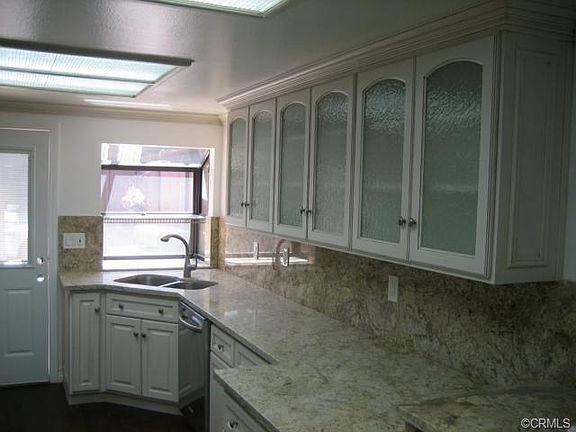 3rd image of 2066 Stonewood Ct