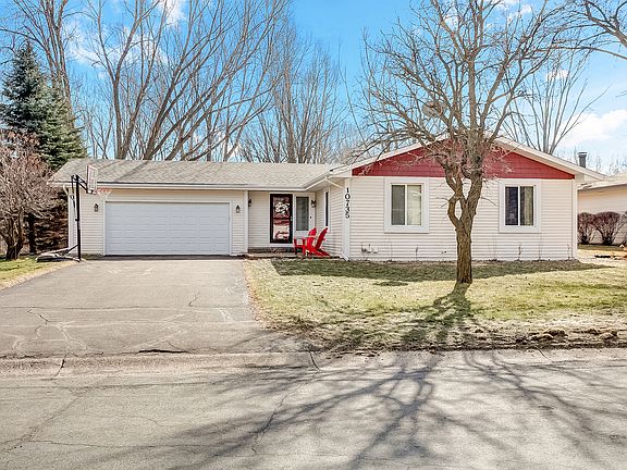 3rd image of 10735 Northmark Dr