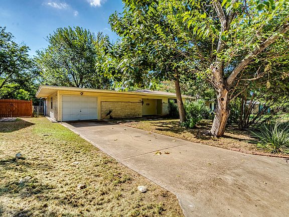 3rd image of 7707 Tisdale Dr