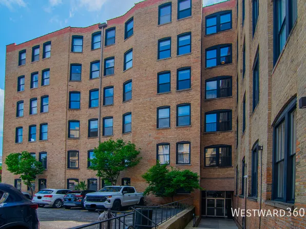 525 N Halsted St Unit 207, Chicago, IL 60642