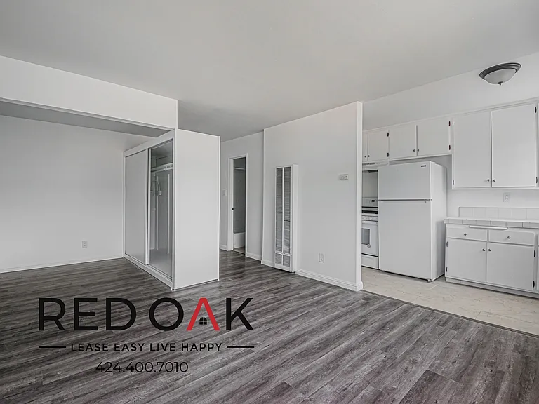 333 N Brand Blvd #7 — Photo 4