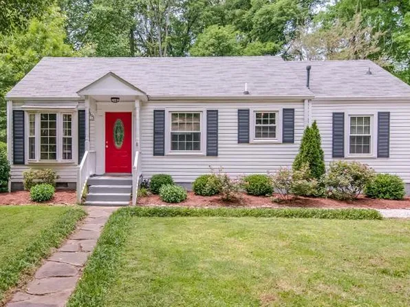 305 50th Ave N, Nashville, TN 37209