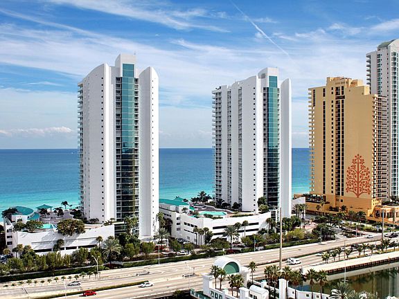 Unobstructed ocean views from St. Tropez Waterfront Condominiums