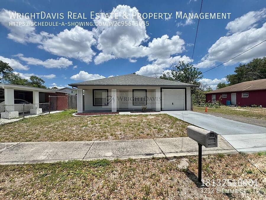 1st image of 3212 E Emma St