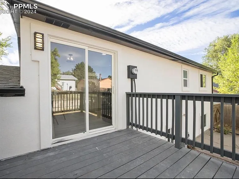 1188 Commanchero Dr — Photo 18