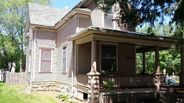 1st image of 1528 8th Ave