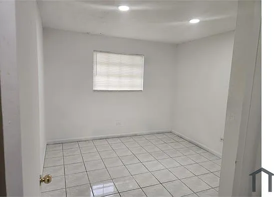 9760 SW 184th St #12D — Photo 14