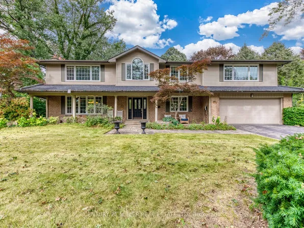 1319 Hillhurst Rd, Oakville, ON L6J 1X6