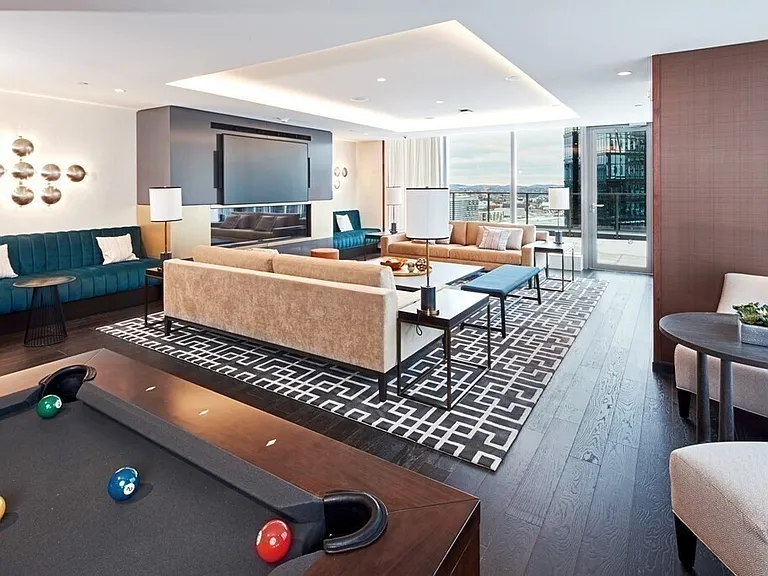 135 Seaport Blvd #710 — Photo 3