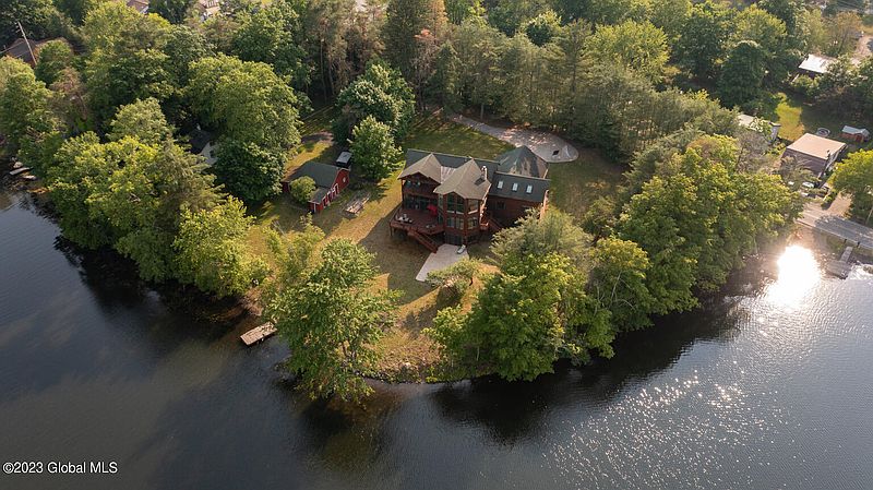 4th image of 1282 Burden Lake Road