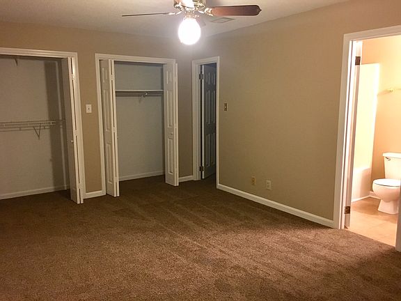 4th image of 132 Abbey Ct