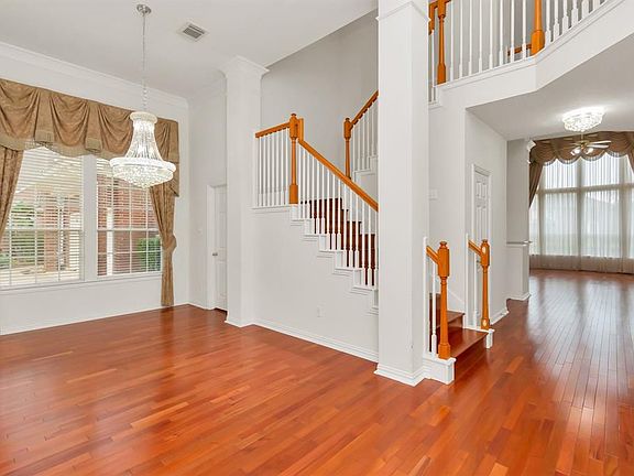5th image of 11910 Sunset Lake Ct