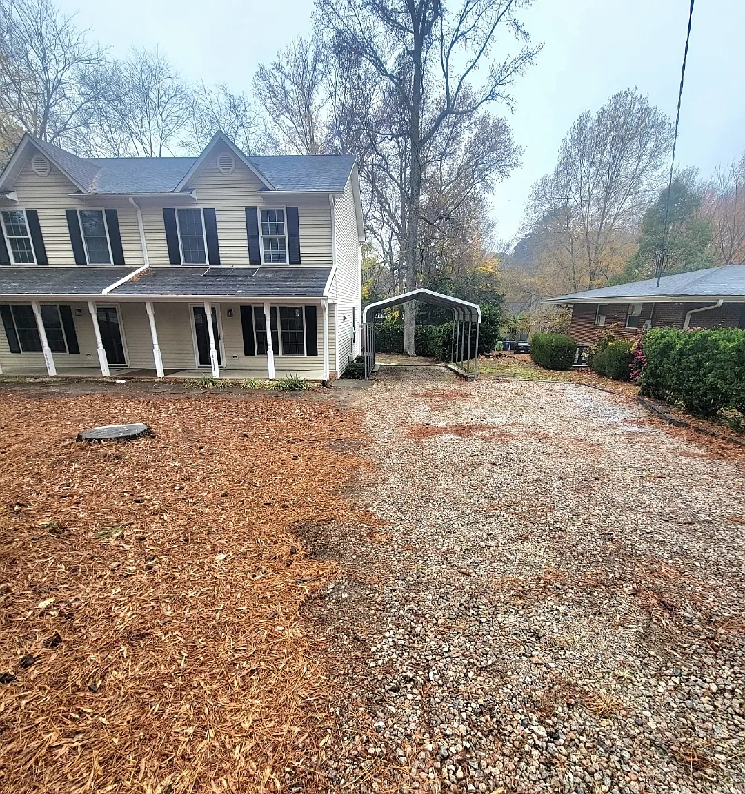 2 bed, 2.5 bath, 1114 sqft, $1,900 — Photo 2