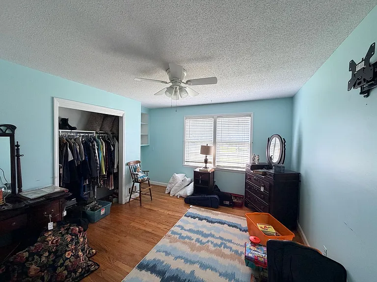 839 Malibu Dr — Photo 15
