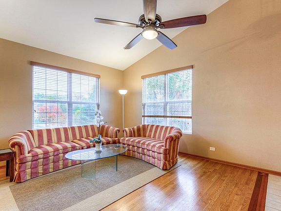 3rd image of 401 Terra Springs Cir