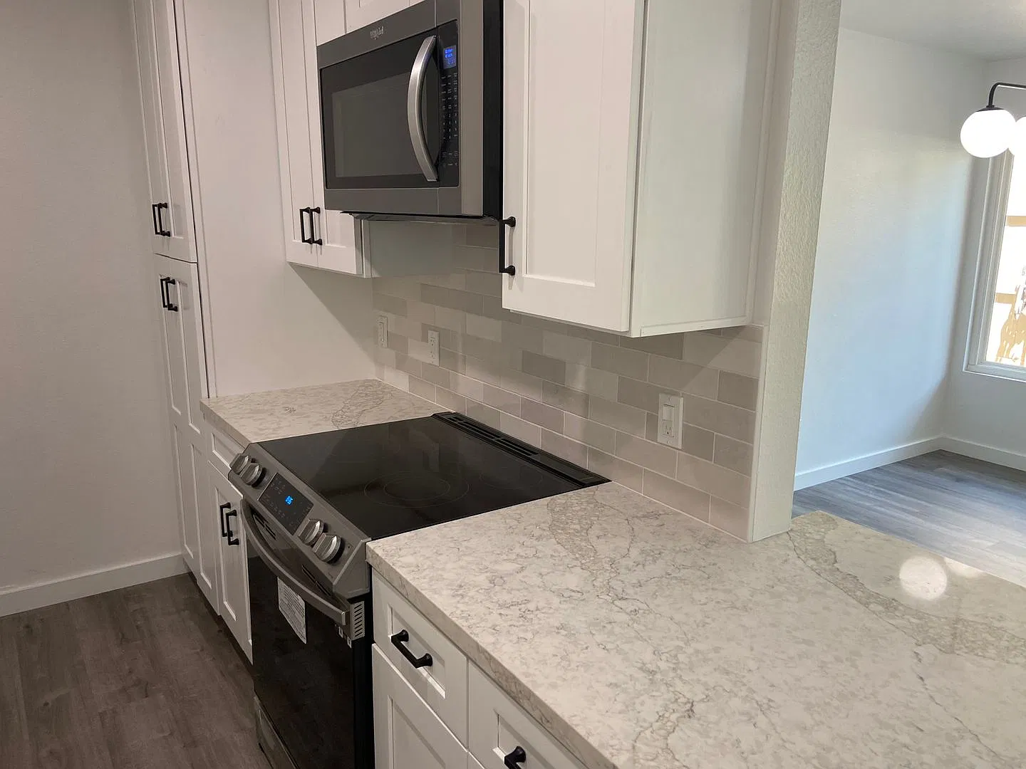 Completely Remodeled 2 Bed 2 Bath in Linda Vista!! Water/Trash Included — Photo 3
