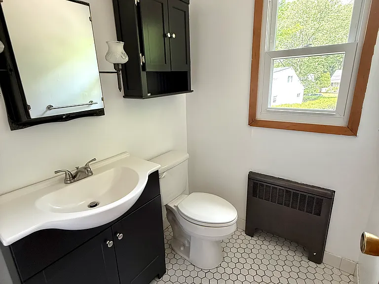 479 S Pleasant Ave — Photo 13