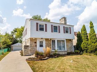 1227 N Marion St, Oak Park, IL 60302