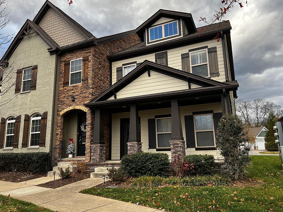1st image of 518 Vintage Green Ln #518