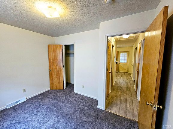 4th image of 1846 Easley Ave