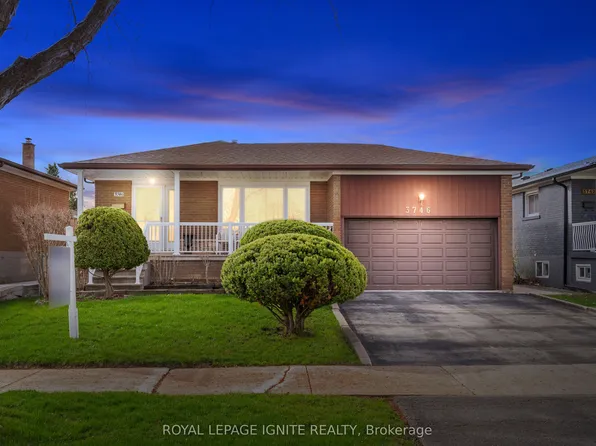 3746 Teeswater Rd, Mississauga, ON L4T 2A4