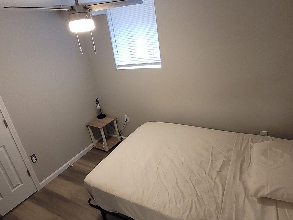 Large Basement Front Bedroom